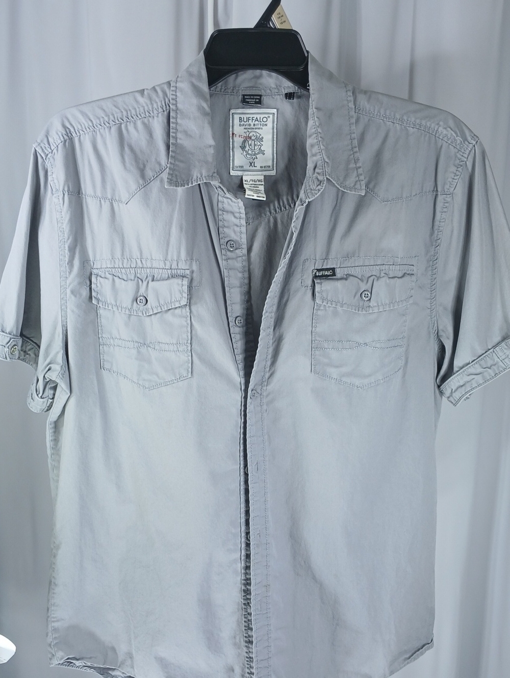 Buffalo David Bitton Men’s Light Gray Short Sleeve Button-Down cotton Shirt